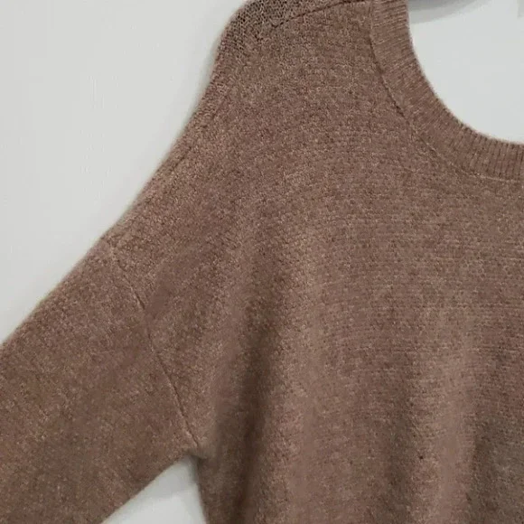 Rachel Zoe Crewneck Sweater - Picture 13 of 15